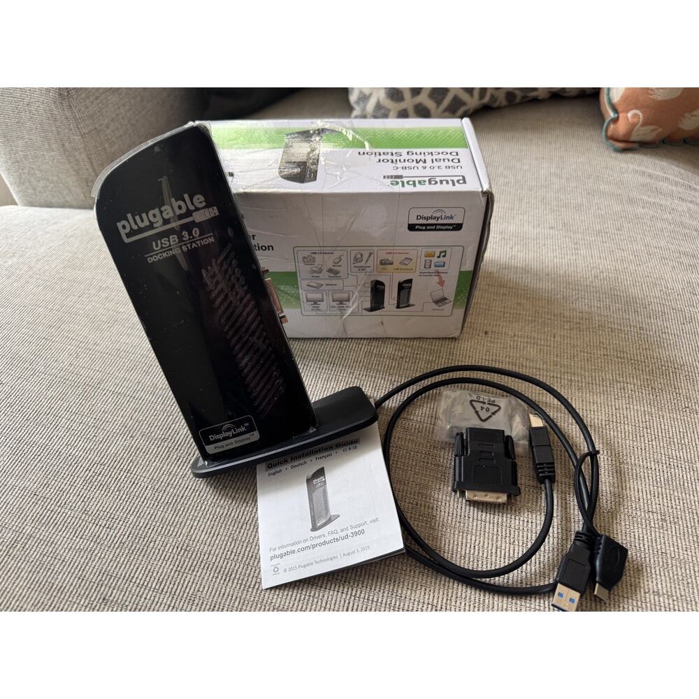 Plugable UD-3900 USB 3.0 Universal Docking Station for Windows